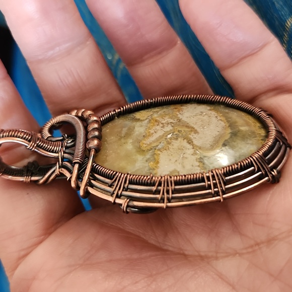 Pale Unakite Copper Pendant - Picture 4 of 4